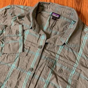 Patagonia Womens 2 Longsleeve Overcast‎ Plaid Shirt